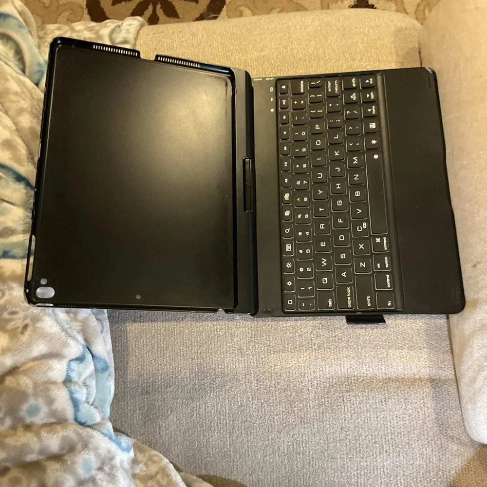 Black Tablet Keyboard Case